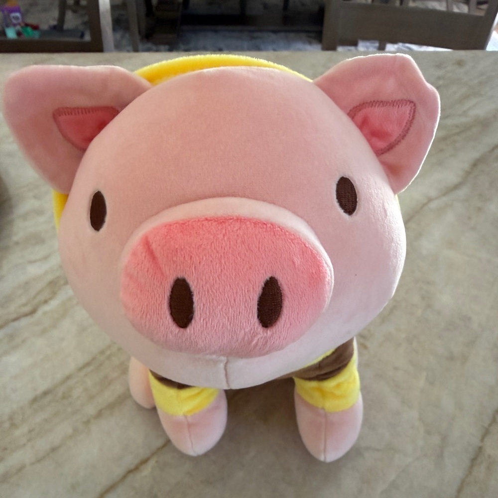 Plush MINISO pink pig with bumblebee hoodie, super soft! Adorable, EUC